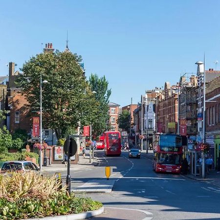 Charming Studio Apartment In London Luaran gambar