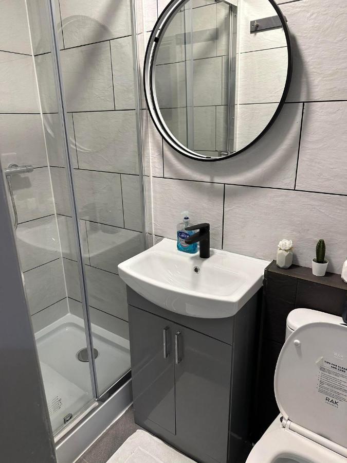 Charming Studio Apartment In London Luaran gambar